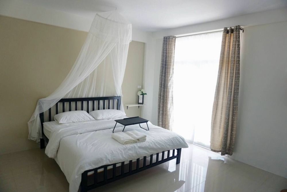 Hasu Guesthouse Hat Yai Exterior photo