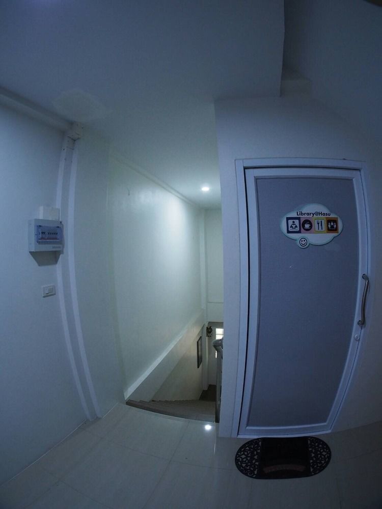 Hasu Guesthouse Hat Yai Exterior photo